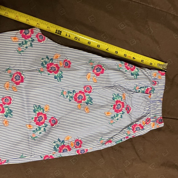 Floral  Cotton Pajamas with pockets and elastic waist band - Picture 11 of 11